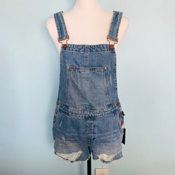 NWT Blank NYC Distressed Overall Jean Shorts Size 26 - Picture 2 of 7